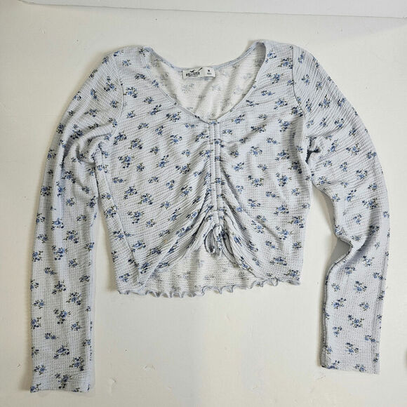 Hollister Tops - Hollister Medium Blue Dainty Floral Crop Top Long Sleeve